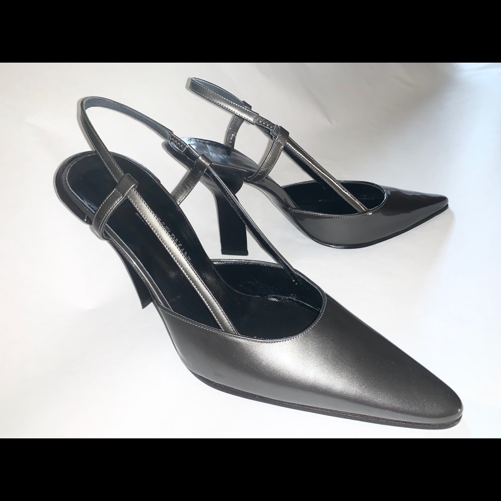 Emporio Armani Designer Pointed-Toe Pumps